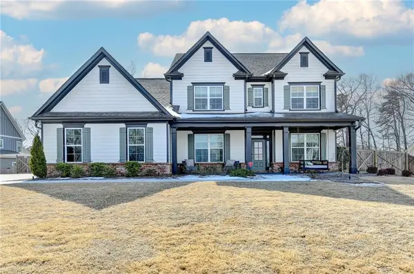 866 Champagne Lane, Hoschton, GA 30548