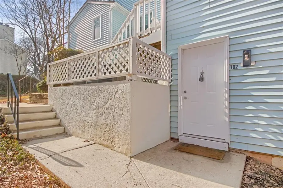 702 Glenleaf Drive, Peachtree Corners, GA 30092 - Image #2