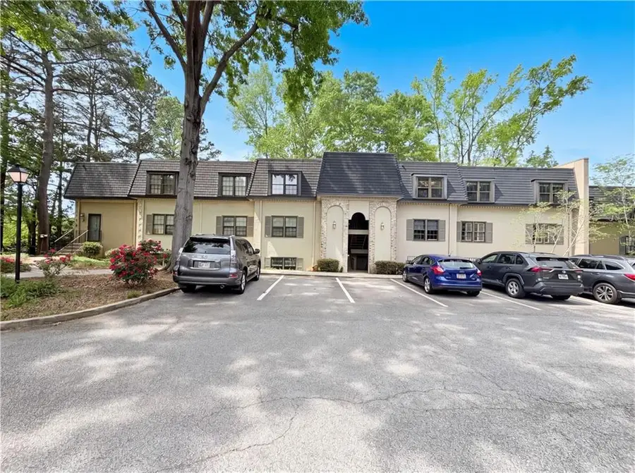 27 Chaumont Square Nw, Atlanta, GA 30327 - #3