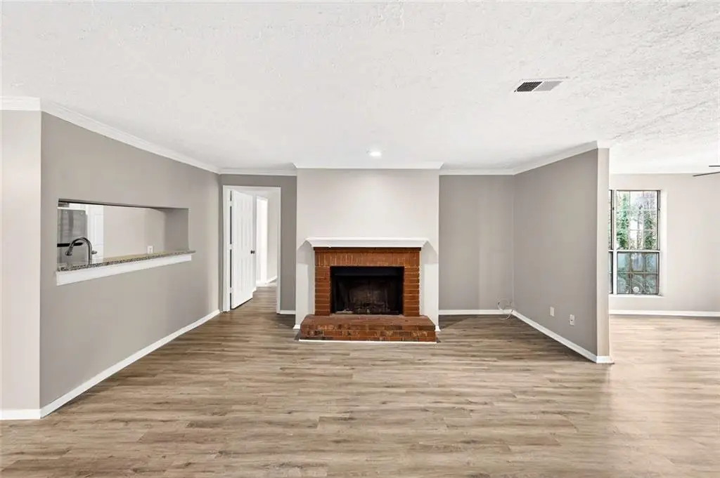 5537 Mountain Springs Circle, Stone Mountain, GA 30088 - Image #1