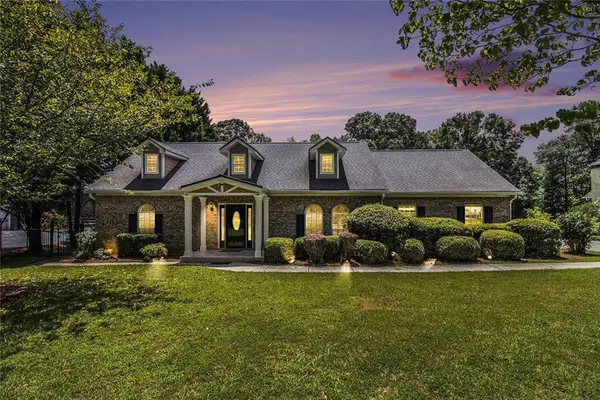 96 Pointe View Court, Jackson, GA 30233