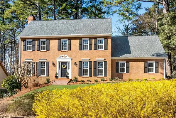 4822 Hampton Lake Drive, Marietta, GA 30068