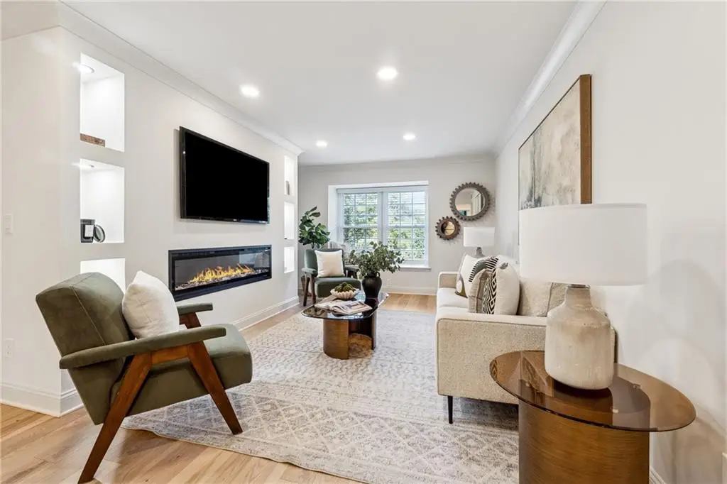 107 La Rue Place Nw, Atlanta, GA 30327 - #1