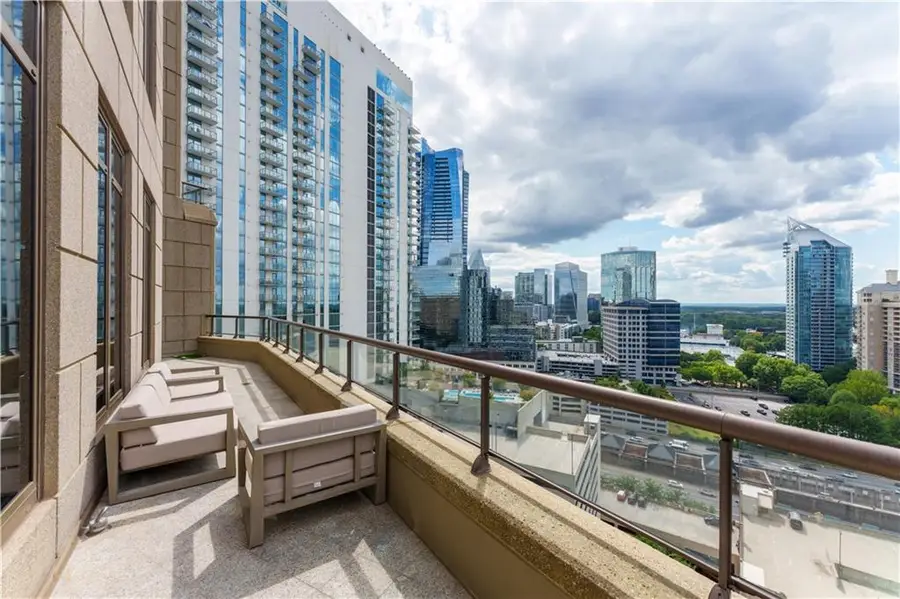 3376 Peachtree Road Ne #32A, Atlanta, GA 30326 - Image #3