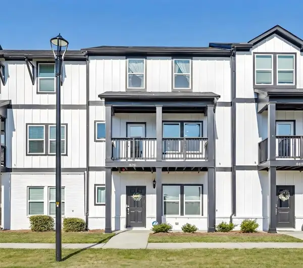 823 Mackay Creek, Woodstock, GA 30188