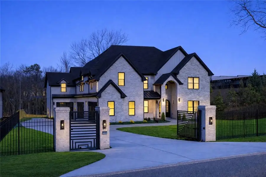 3235 Smithtown Road, Suwanee, GA 30024 - Image #2