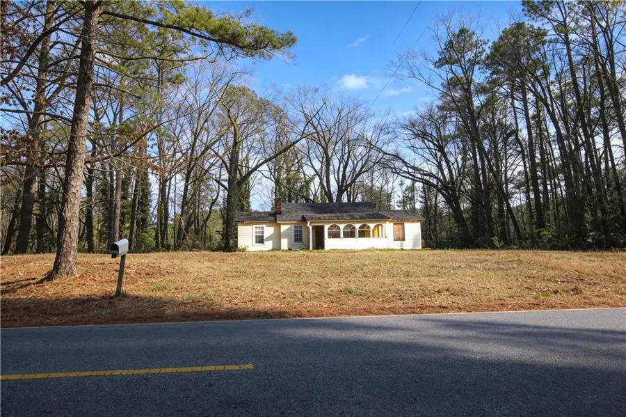 731 Bolton Road Nw, Atlanta, GA 30331 - #2