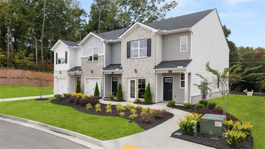5011 Oakwood Rd, Stone Mountain, GA 30088 - #2