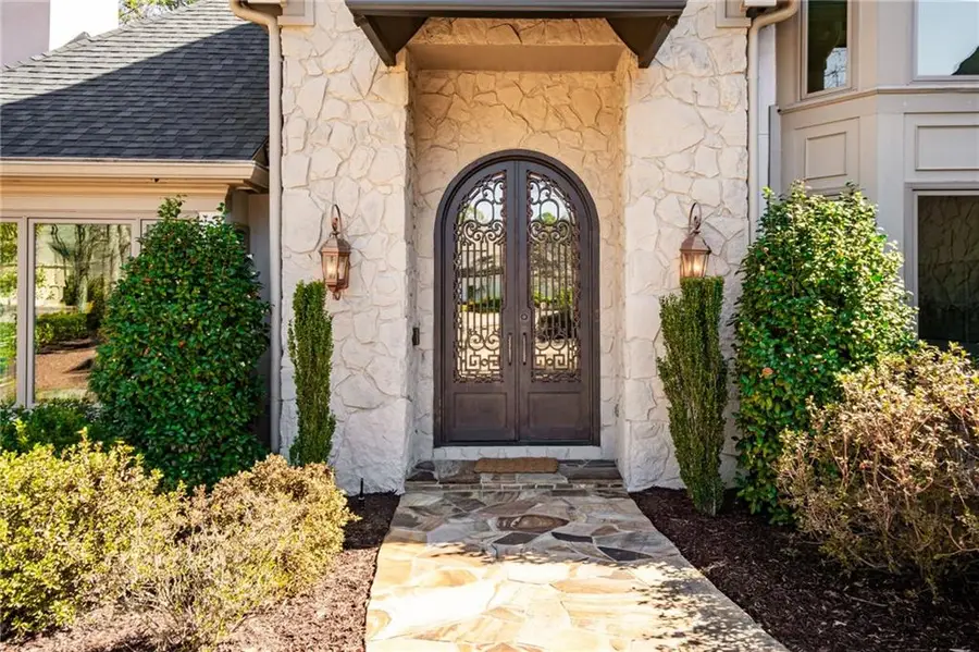 6025 Carlisle Lane, Johns Creek, GA 30022 - #2