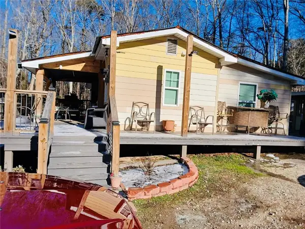 252 Eastbrook Drive, Winder, GA 30680