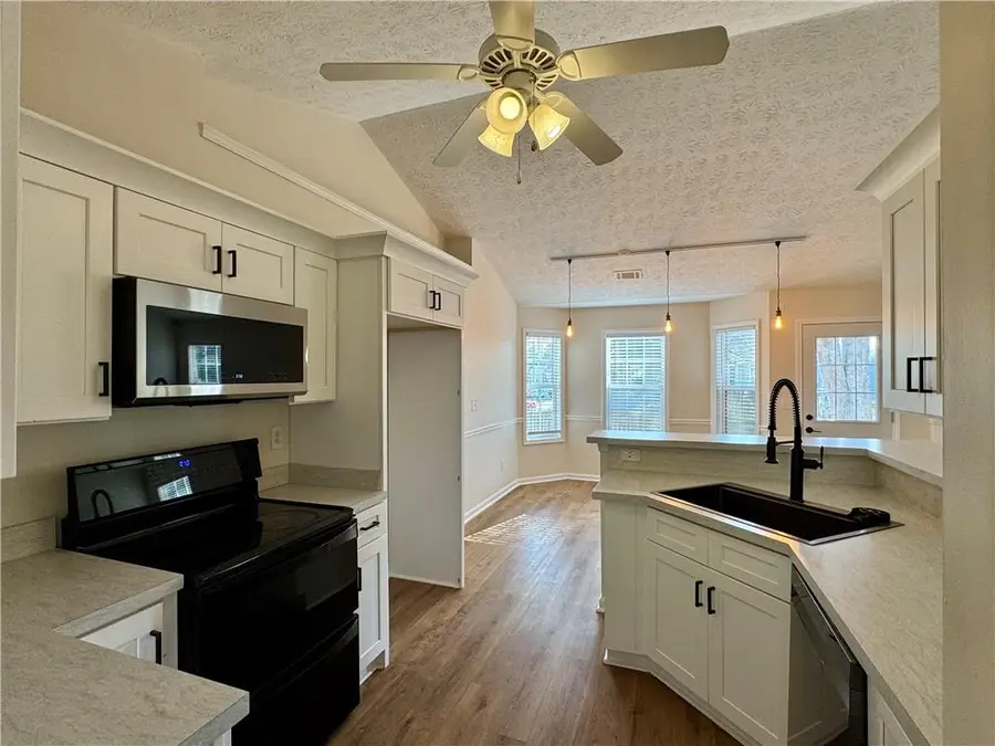 920 Roxeywood Drive, Winder, GA 30680 - #3