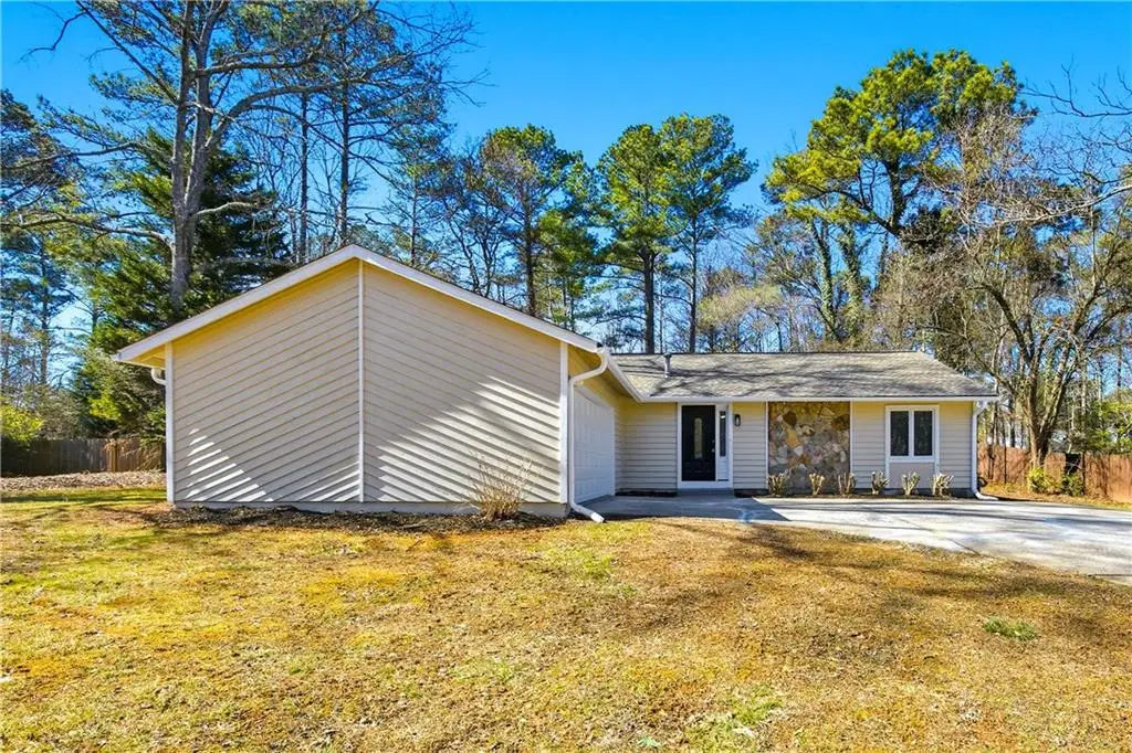 10090 Timberstone Road, Alpharetta, GA 30022 - #1