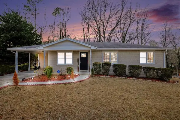 7133 Carolyn Circle, Lithia Springs, GA 30122