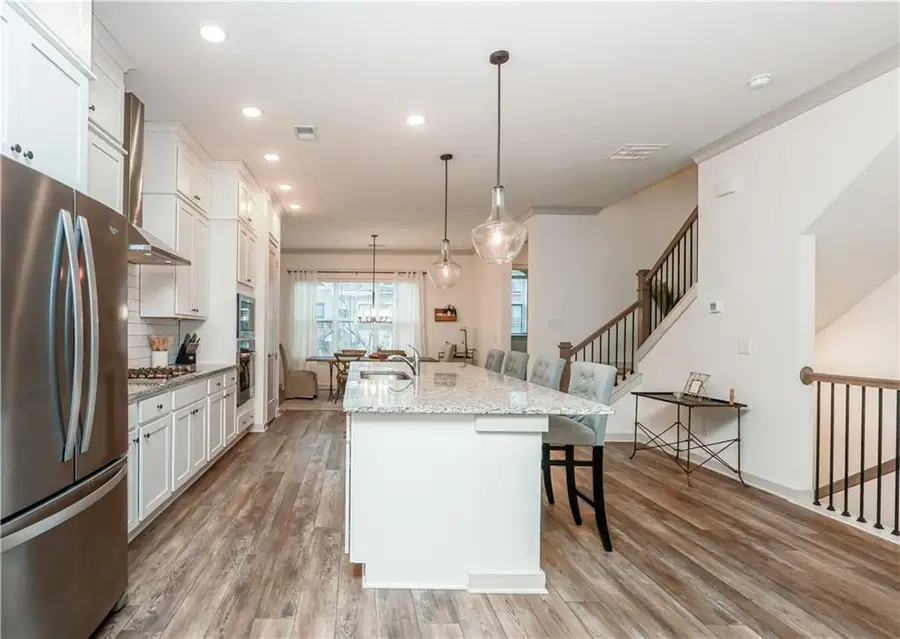 810 Kenway Avenue, Roswell Alpharetta, GA 30076 - #2