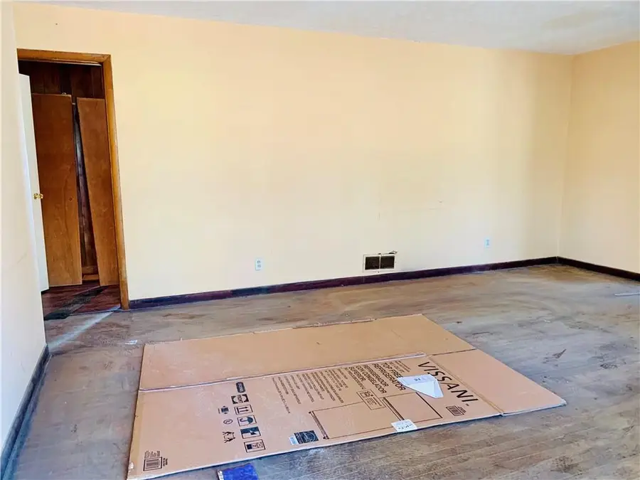 738 Burns Road, Carrollton, GA 30117 - #2