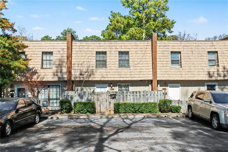 1388 Wood Circle S, Morrow, GA 30260 - #2