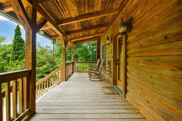 250 Meadow Lane, Talking Rock, GA 30175