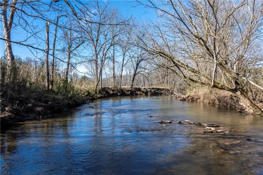 6414 Highway 136 W, Talking Rock, GA 30175 - #2