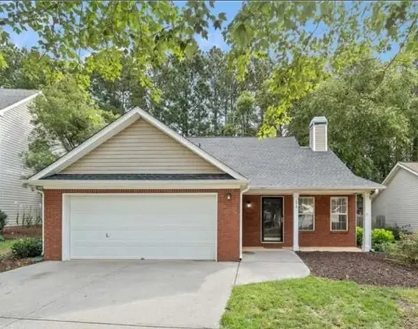 172 Stoneforest Drive, Woodstock, GA 30189