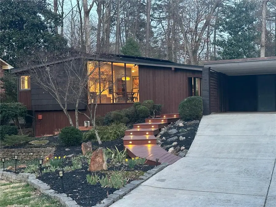 1121 Vistavia Circle, Decatur, GA 30033 - #2