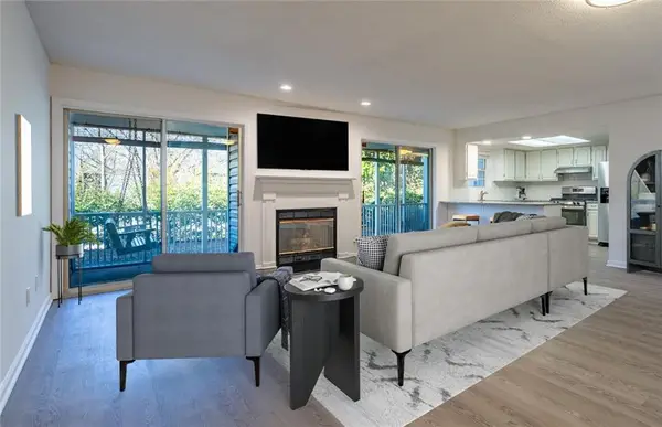 24 Hampshire Court, Avondale Estates, GA 30002