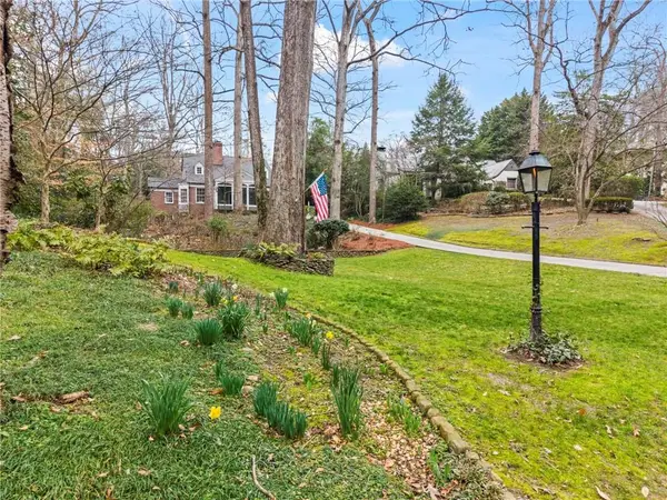 332 Brentwood Drive Ne, Atlanta, GA 30305