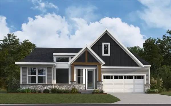 110 Clear Lake Parkway, Hoschton, GA 30548