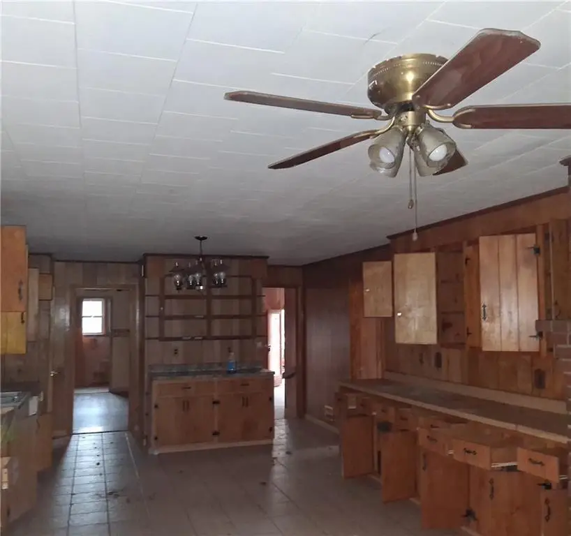 733 Chateau Dr, Silver Creek, GA 30173 - #2