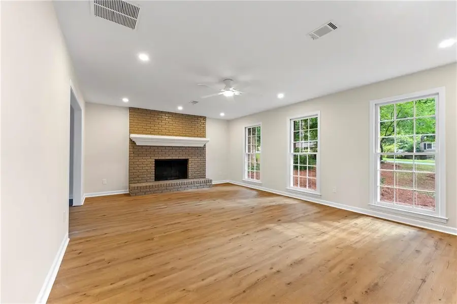 1586 Lucelle Avenue, Stone Mountain, GA 30087 - #2