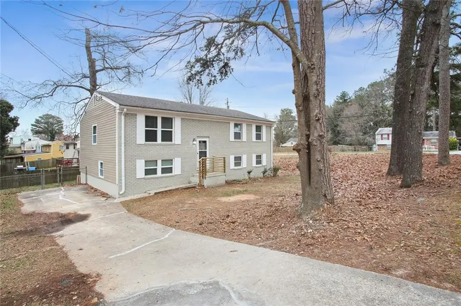 216 Scarsdale Drive, Riverdale, GA 30274 - #2