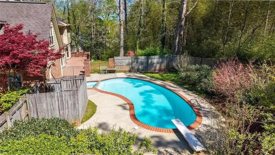 6088 Millstone Run, Smoke Rise, GA 30087 - #3