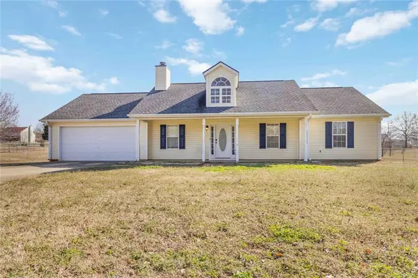 802 Spicebush Path, Locust Grove, GA 30248