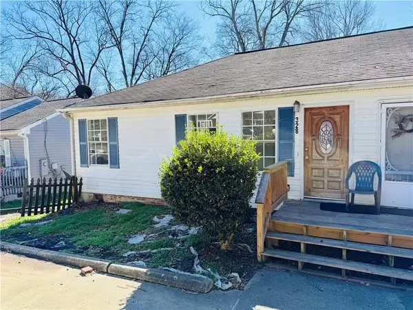 328 Roosevelt Circle Ne, Marietta, GA 30060