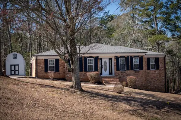 2087 Tanglewood Drive, Snellville, GA 30078
