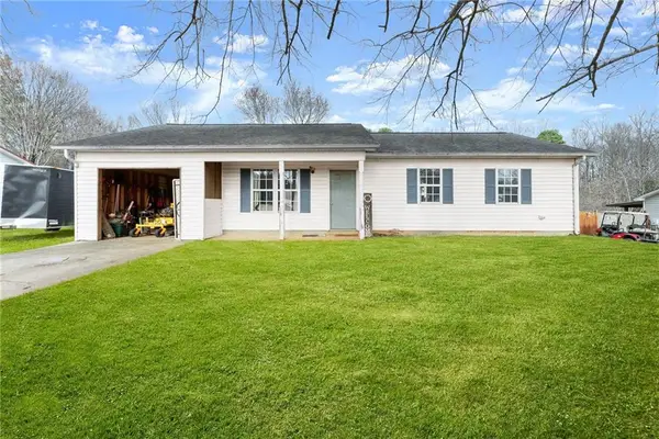 5933 Fieldstone Court, Clermont, GA 30527