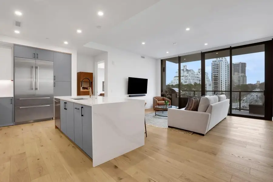 2425 Peachtree Road Ne #803, Atlanta, GA 30305 - #3