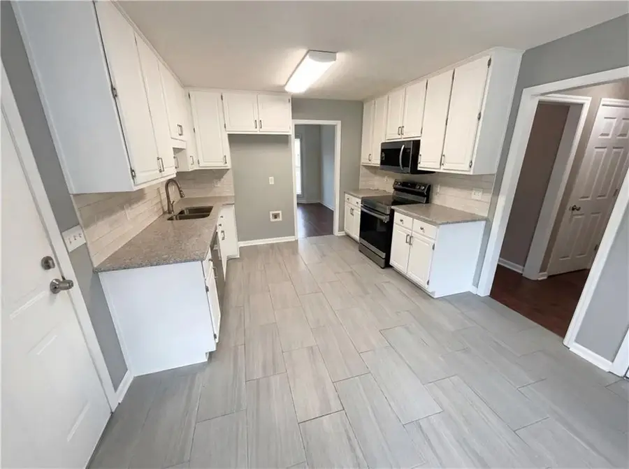 70 Sunny Brook Drive, Newnan, GA 30263 - #2