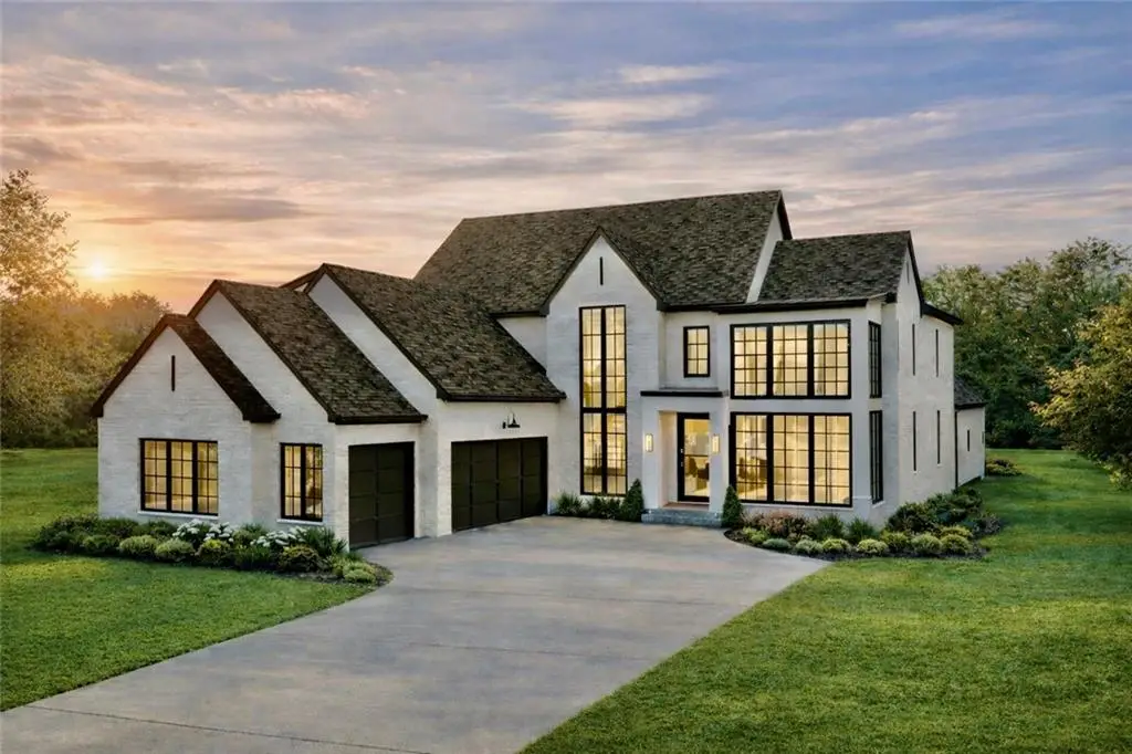 4725 E Conway Drive Nw, Atlanta, GA 30327 - #1