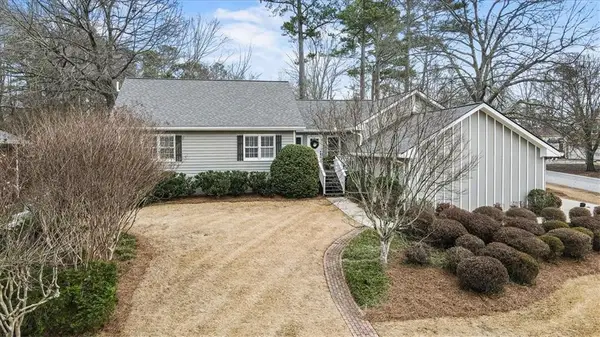 5375 Fox Hill Drive, Peachtree Corners, GA 30092