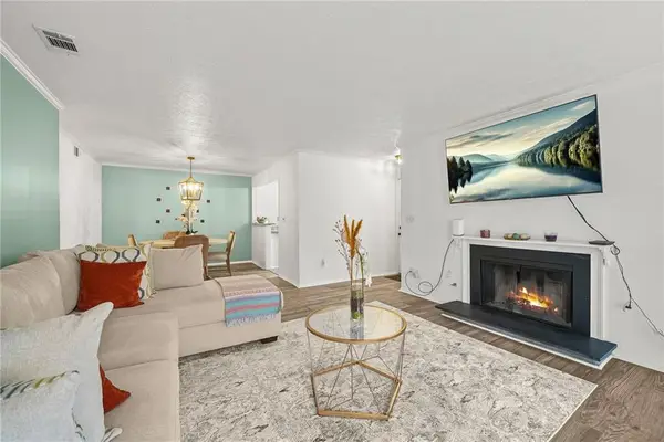 502 Vicksburg Place, Atlanta, GA 30350