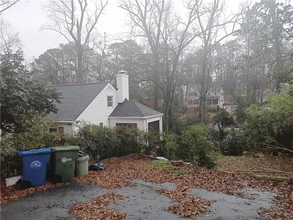 515 Spring Valley Road Nw, Atlanta, GA 30318