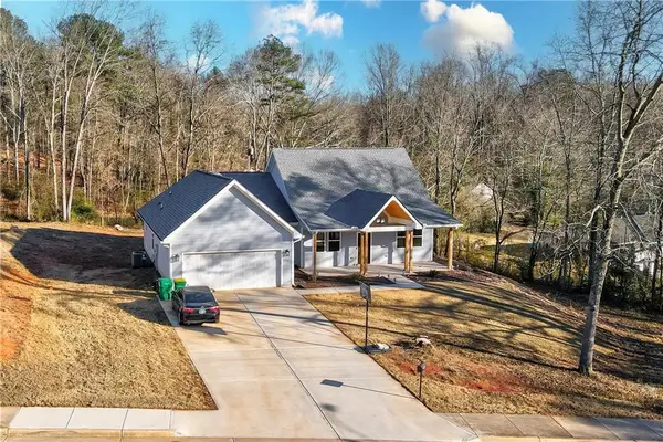 567 M L King Jr Drive, Jefferson, GA 30549