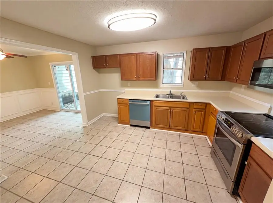 105 Vineyard Pond Drive Nw, Norcross, GA 30071 - #2