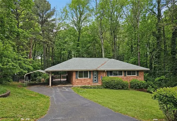 456 Plantation Road Sw, Smyrna, GA 30082