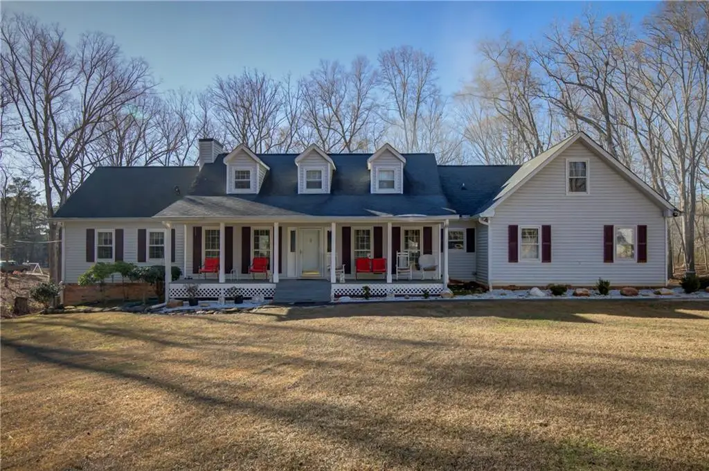 6450 Lake Sara Glen Drive, Douglasville, GA 30135 - #1