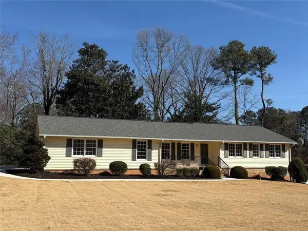 301 E Valley Drive, Marietta, GA 30068