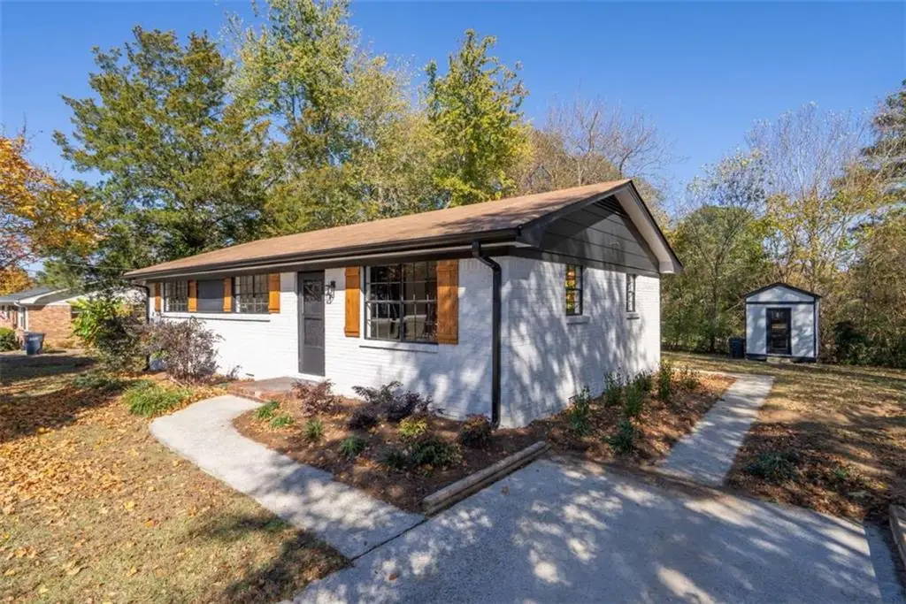 511 Lee Byrd Road, Loganville, GA 30052 - #1