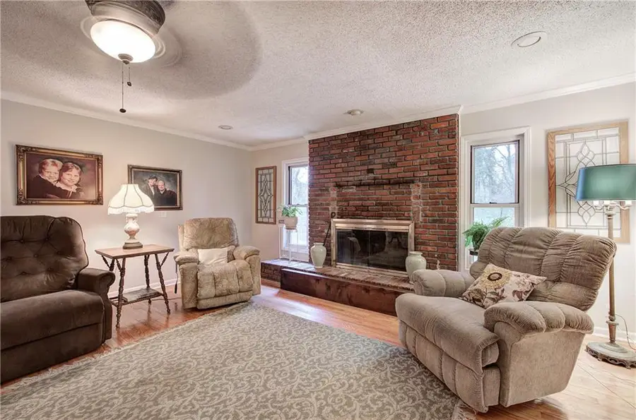 27 Oakdale Drive, Cartersville, GA 30120 - #2