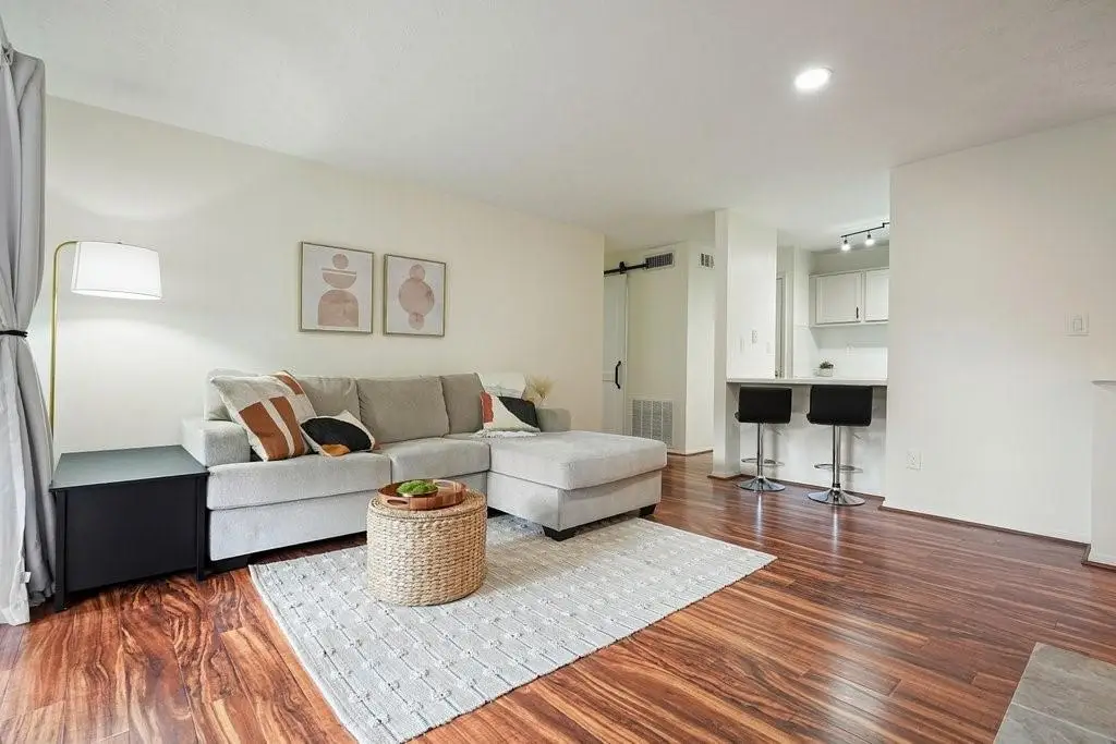 706 Cumberland Court Se, Smyrna, GA 30080 - #1