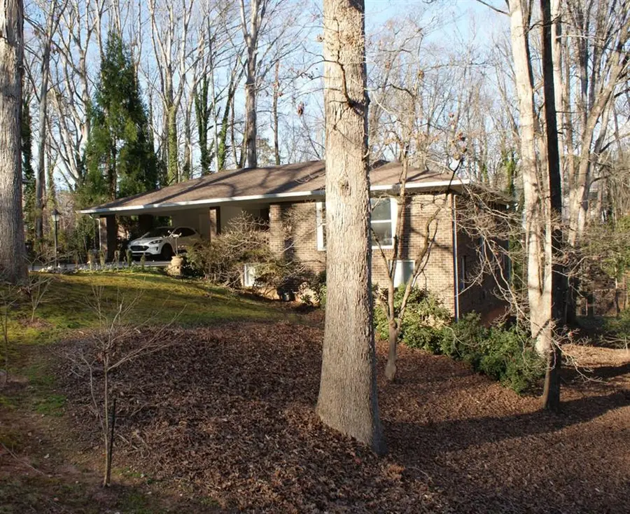 1146 Lakeshore Drive, Gainesville, GA 30501 - #2